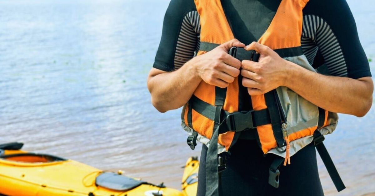 Drying and storing your life jacket properly