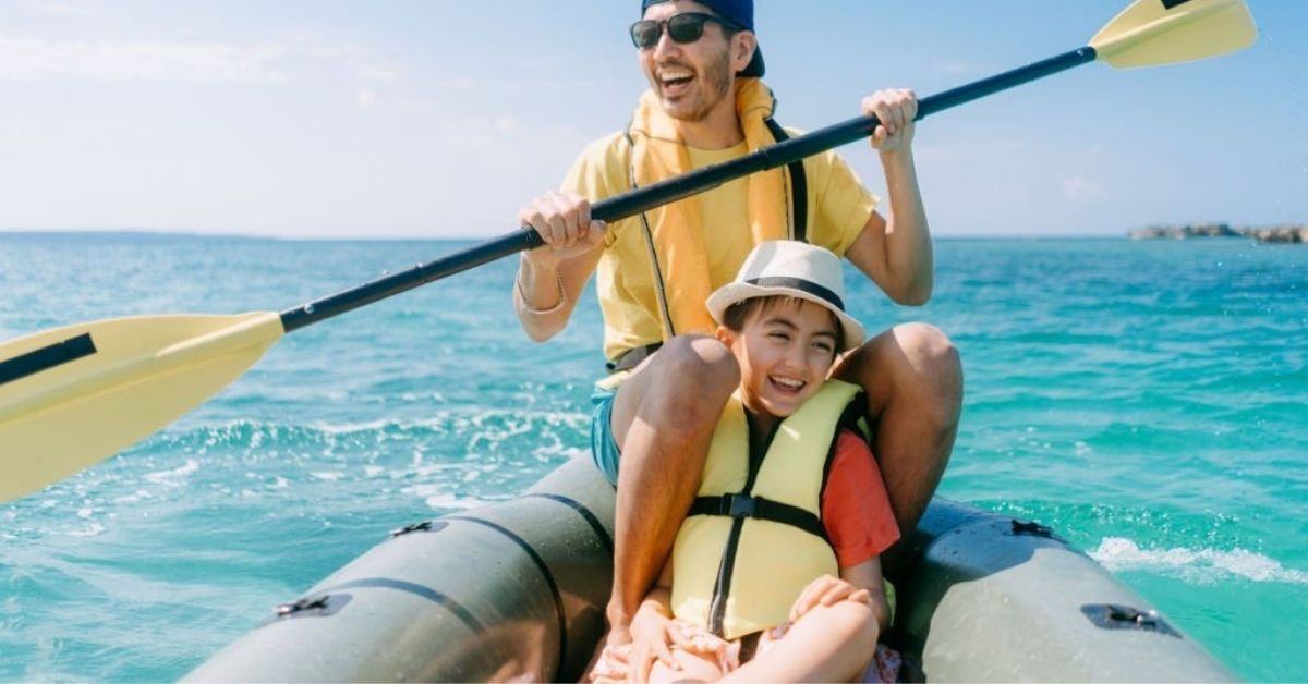 Essential kayak entrance and exit safety precautions