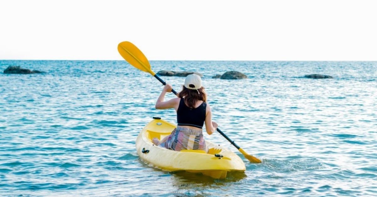 Balance and stability tips for kayak entrance