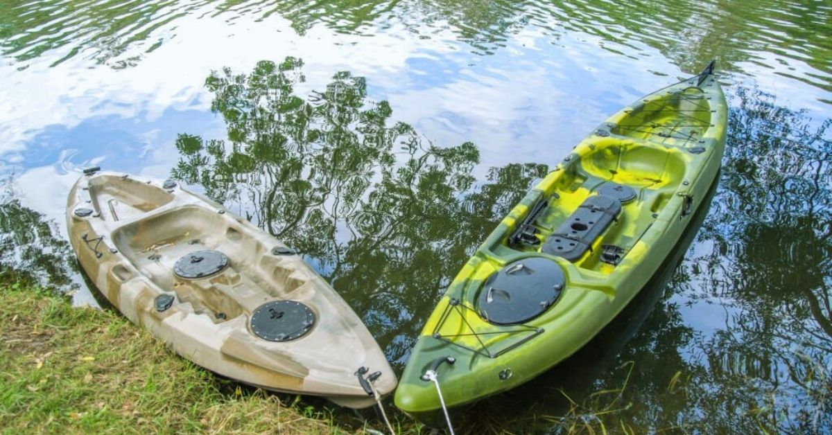 Factors to consider when choosing between a short or long kayak